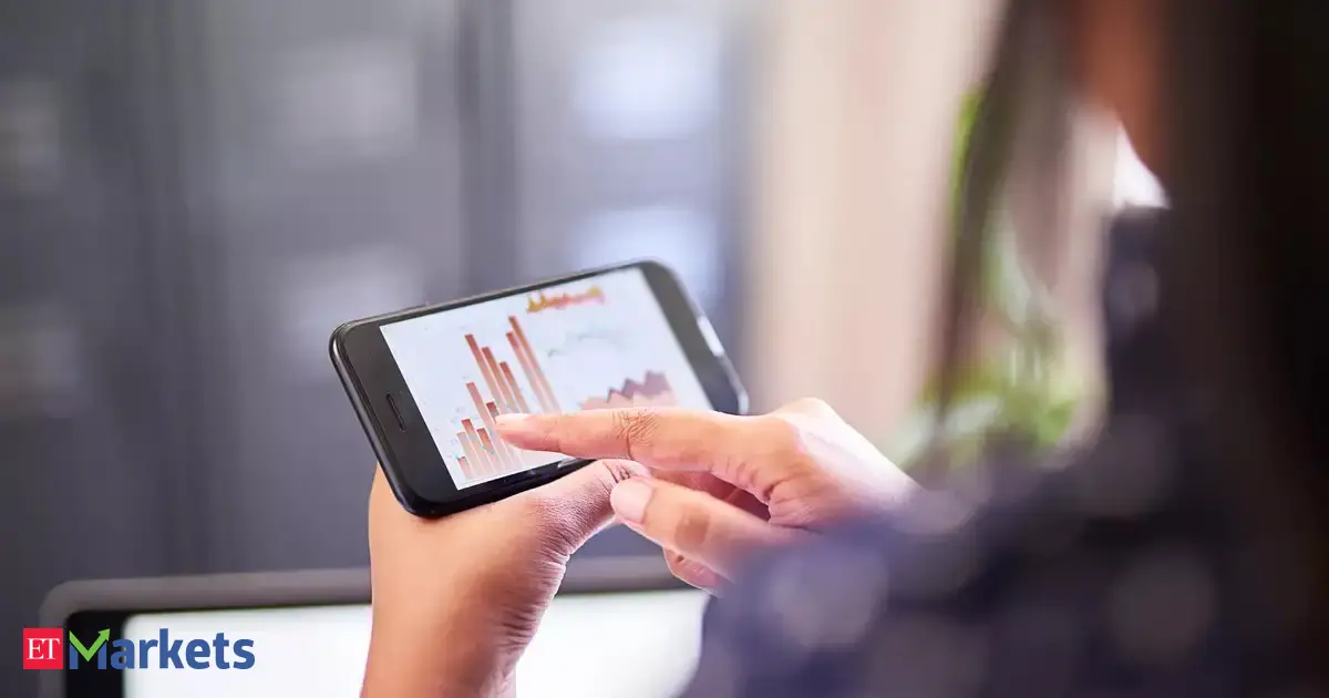 Indian IT Stocks Plummet Amidst US Economic Data and AI Concerns