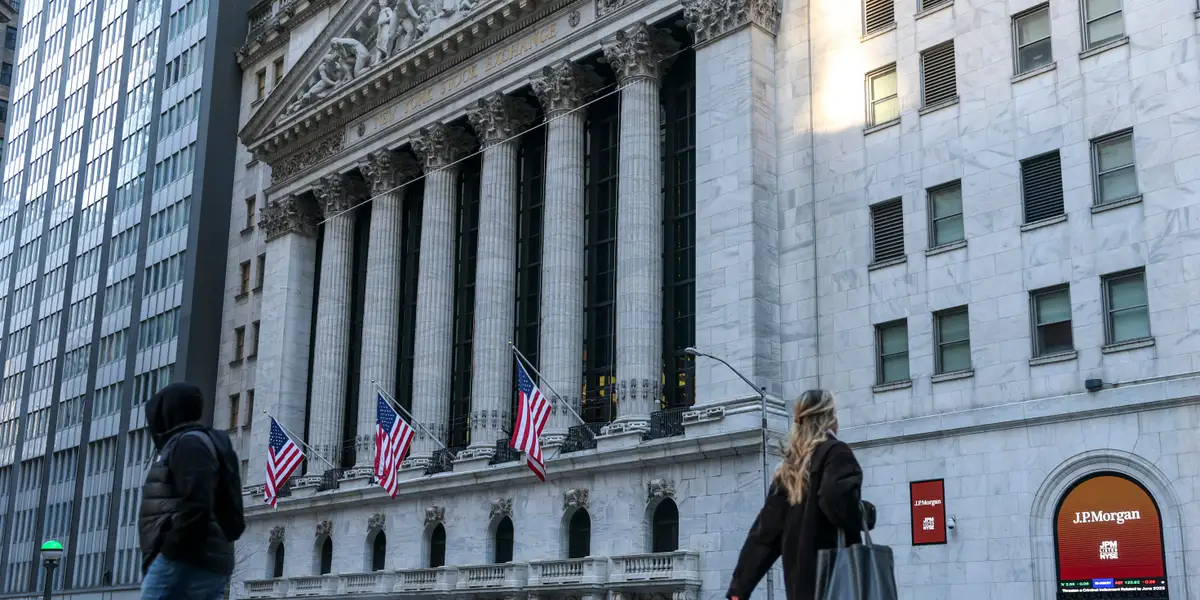 John Hussman Shifts Stance: A Rare Optimistic Outlook on Stocks