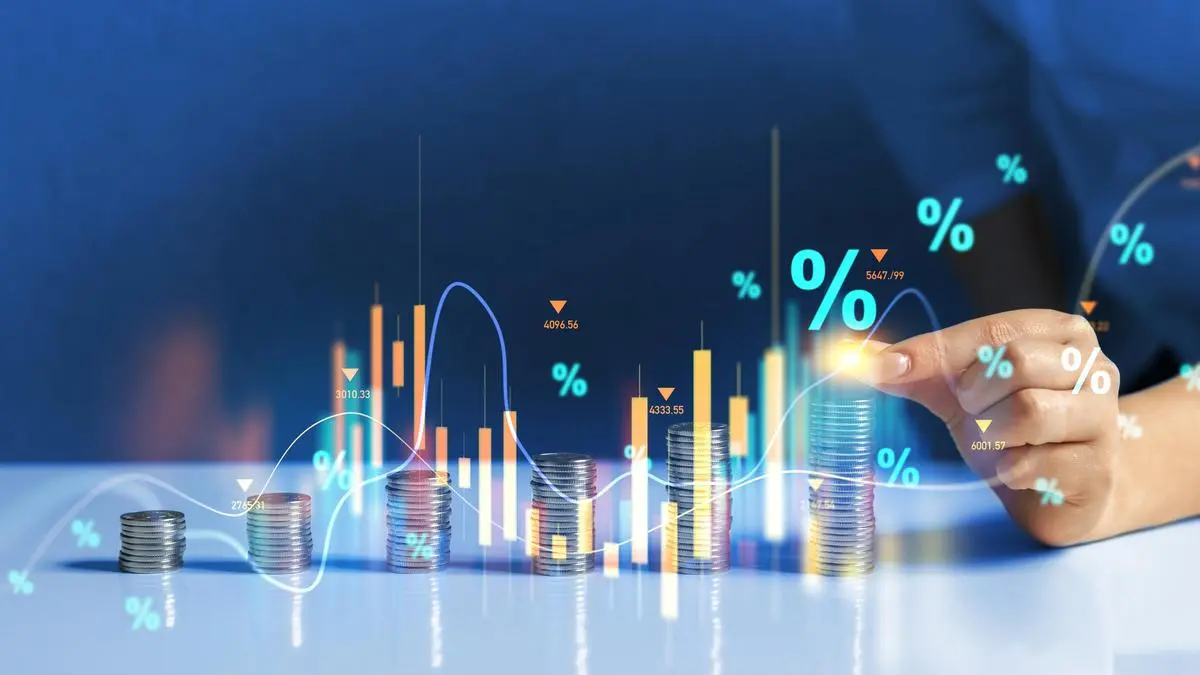 Market Outlook: Anticipating a Flat Opening Amid IT Sector Focus