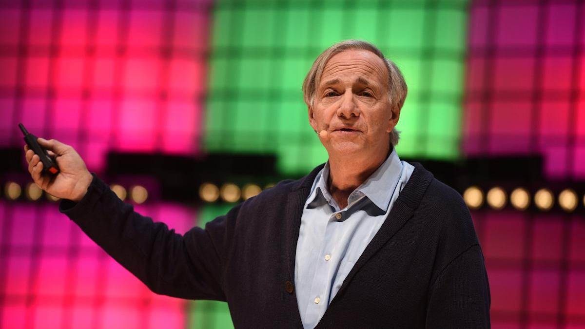 Ray Dalio's Departure from U.S. Tech Stocks: A Warning Sign for Investors